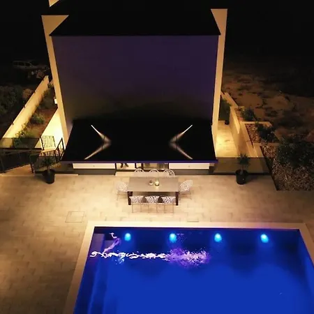 Dolce Korcula Апартаменты *