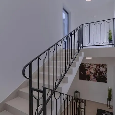 Dolce Korcula * Лумбарда