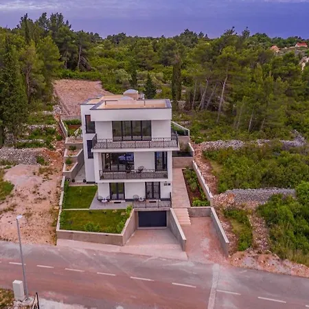 Dolce Korcula Апартаменты Лумбарда